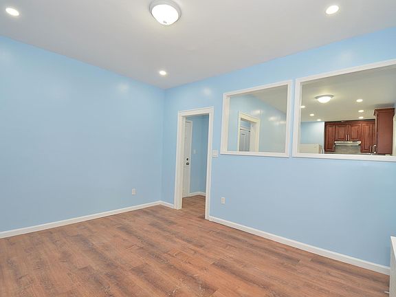 5th image of 1696 E 49th St Floor 1