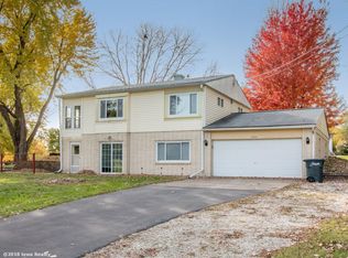 6894 NW 95th Ct, Johnston, IA 50131