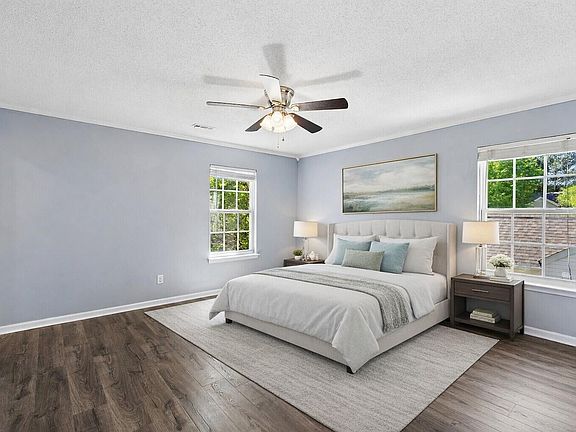3rd image of 260 Adefield Ln