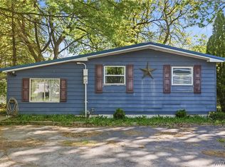 4 Valley View Dr, Batavia, NY 14020