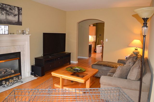 1st image of 4925 N Wolcott Ave APT 3A