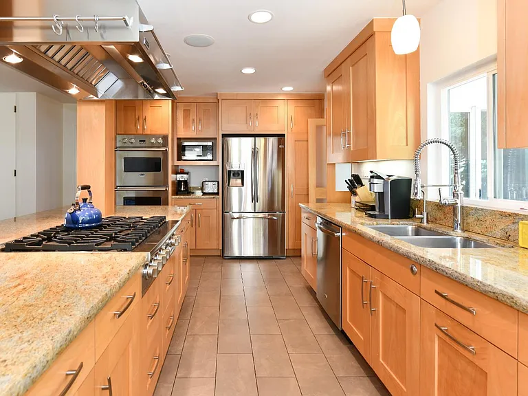 22 Monez Blvd — Photo 6