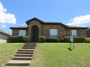1008 Chelsea Dr, Mesquite, TX 75149