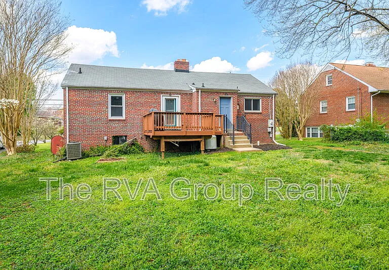 2201 Lydell Dr — Photo 45