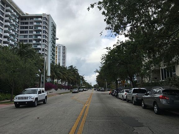 5th image of 1100 West Ave #1025