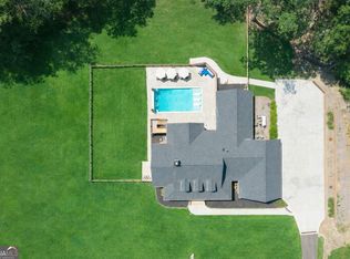 1380 Cronic Town Rd, Auburn, GA 30011