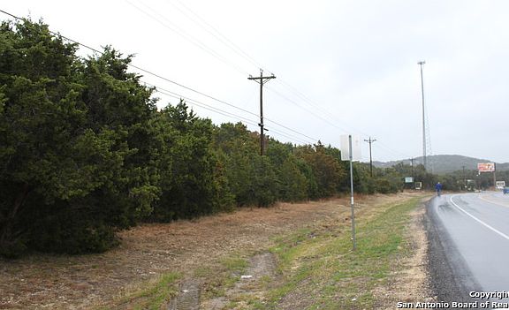 4th image of 17310 Fm 306
