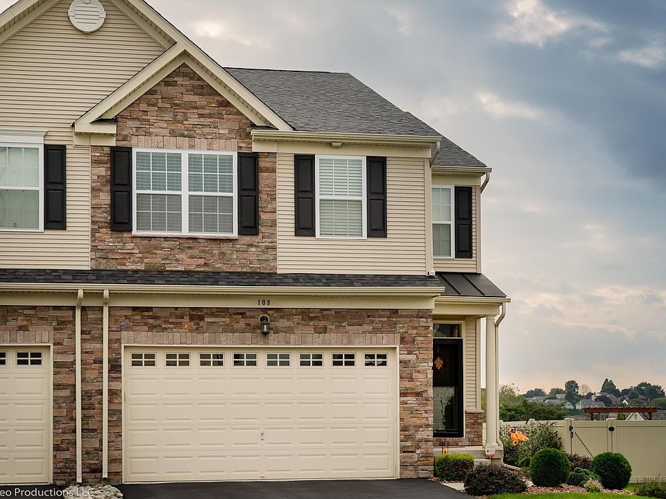 1st image of 108 Gray Dr