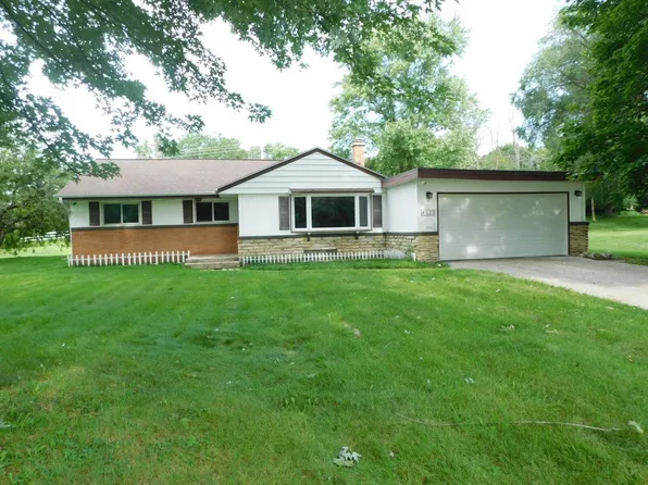 4525 Cherokee DRIVE, Brookfield, WI 53045