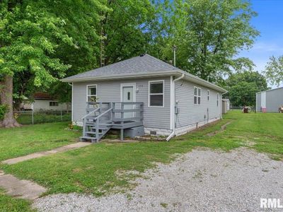 402 Linkins Ave #400, Tovey, IL, 62570