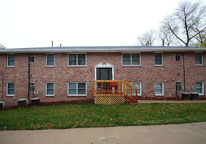1st image of 4802 Underwood Ave APT 8