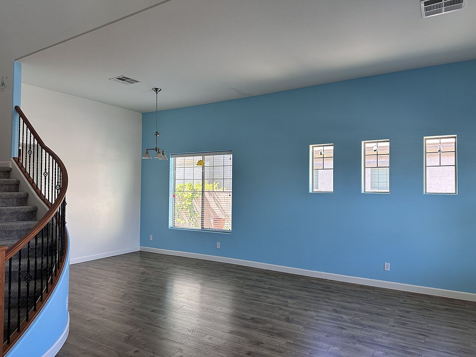 High ceiling spacious living room