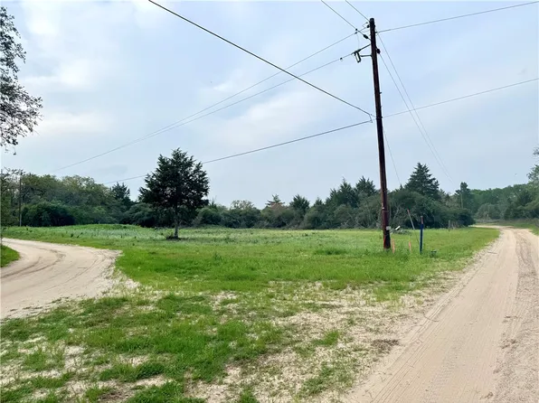 Fir Dr, Caldwell, TX 77836