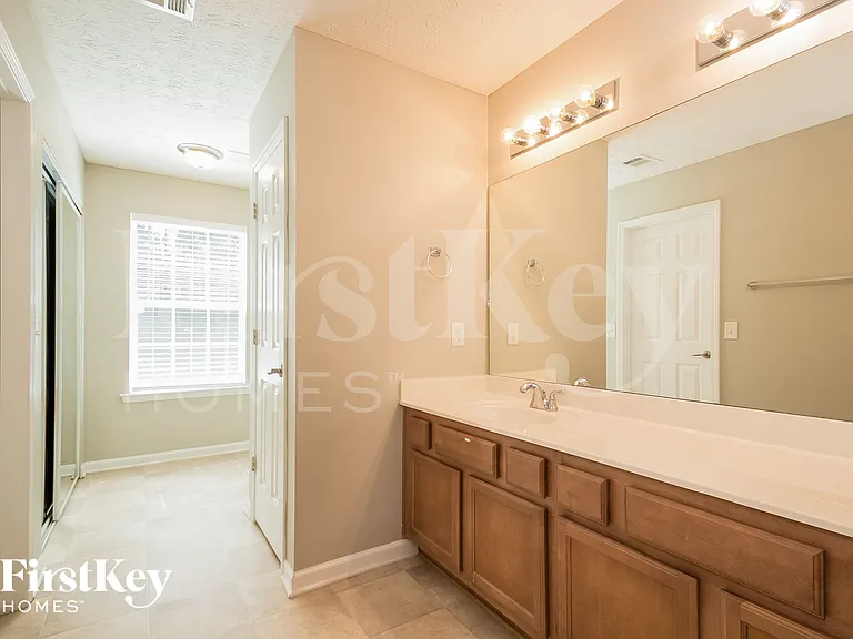 3545 Bridgeshaw Dr — Photo 11