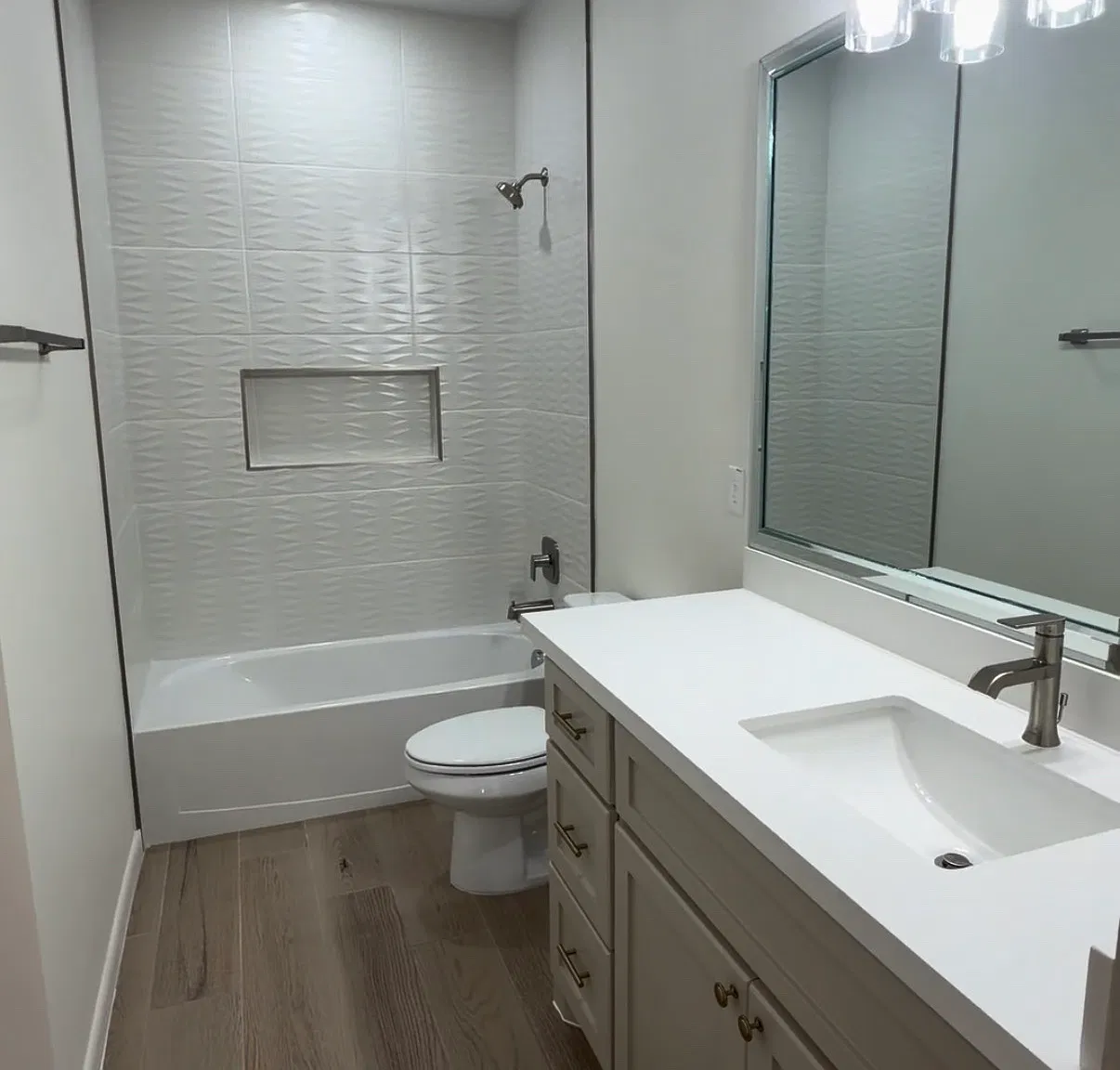 3 bed, 1131 sqft, $1,350 — Photo 4