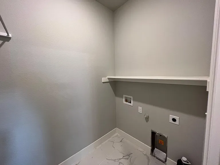 1317 Thrasher Dr — Photo 33