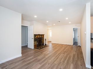 7820 Lasaine Ave, Northridge, CA 91325