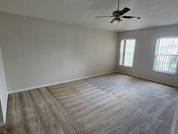 3rd image of 6288 Swan Ln