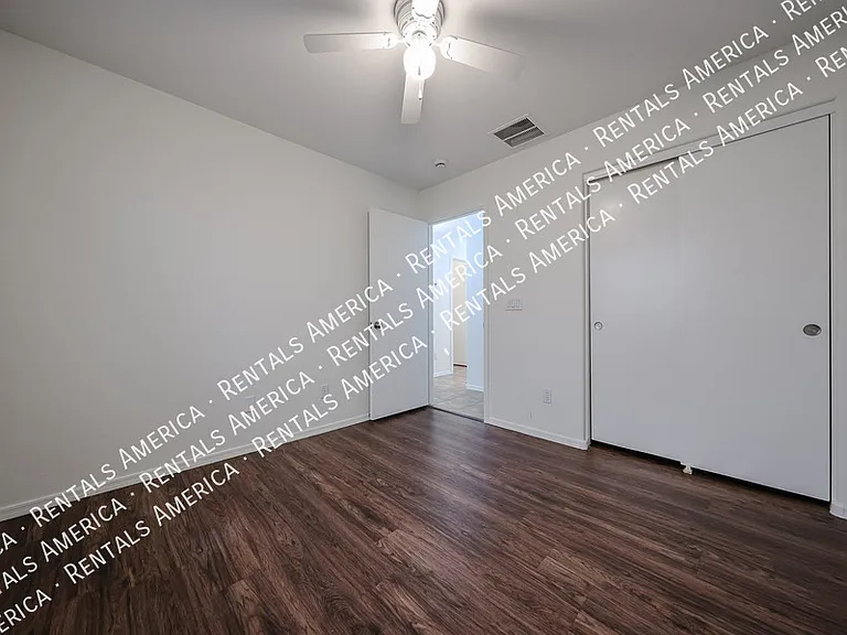 29120 N Yellow Bee Dr — Photo 24