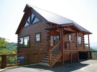 2028 Starr Crest Dr, Sevierville, TN 37876