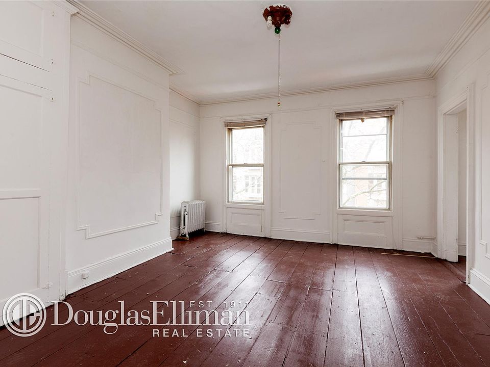 1st image of 125 Clifton Pl