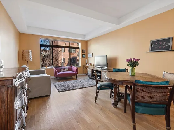 416 E 117th St #2A, New York, NY 10035