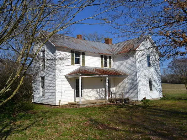 74 Polecat Hollow Rd, Fayetteville, TN 37334