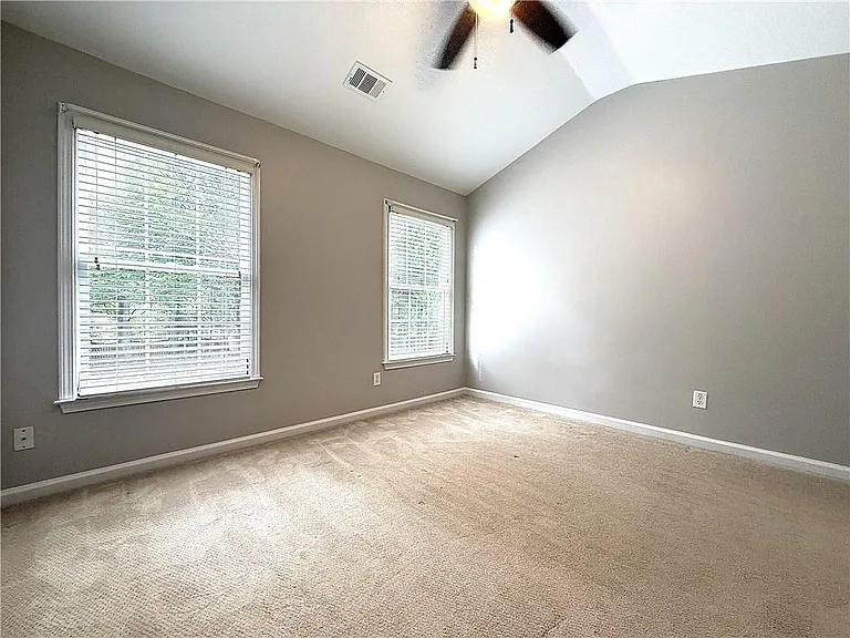1310 Rosewood Dr — Photo 22