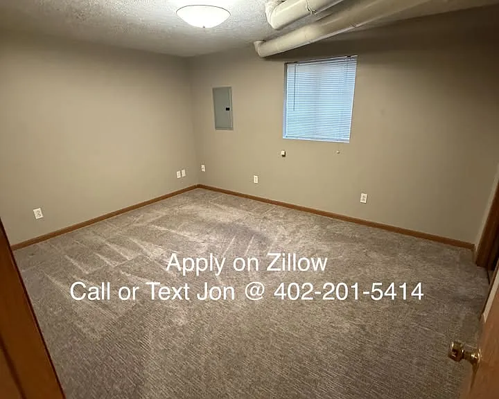 90 Country Club Rd — Photo 14