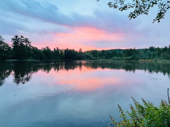 5466 Millbrook Dr #6, Williamsburg, MI 49690