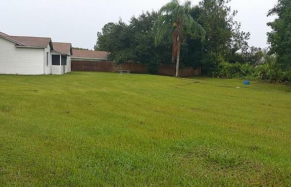 3rd image of 3375 Balsam Ct