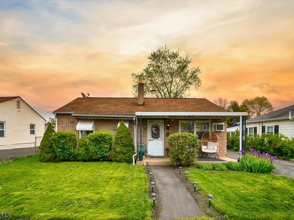 105 S 19Th Ave, Manville Boro, NJ 08835
