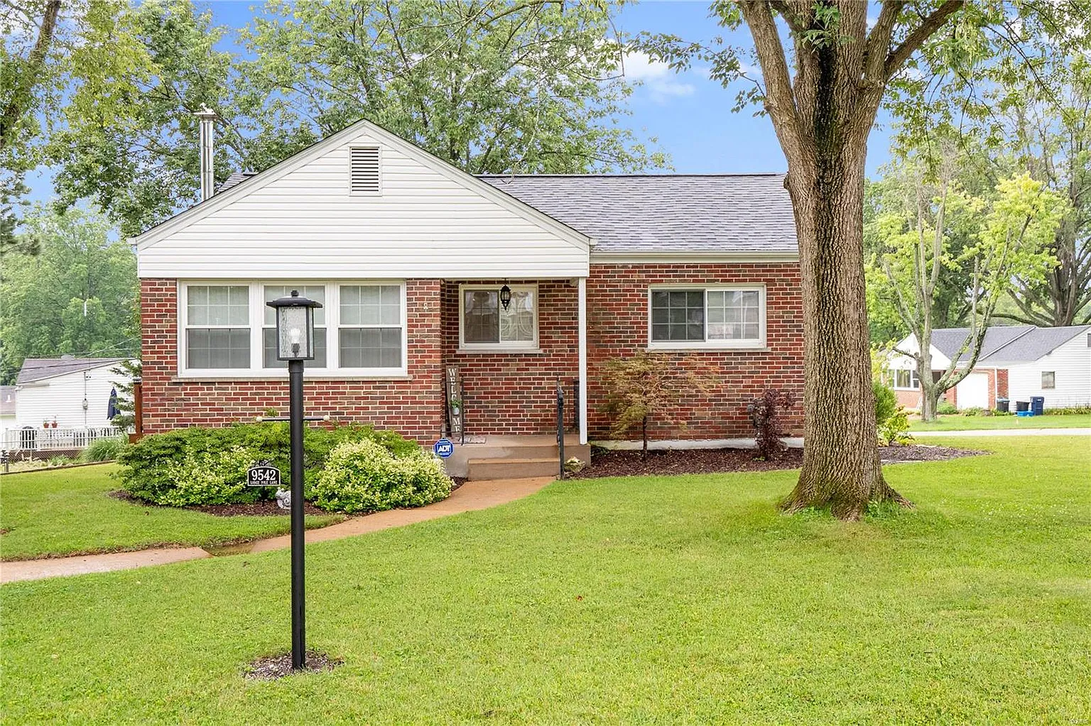 9542 Lodge Pole Ln photo 1