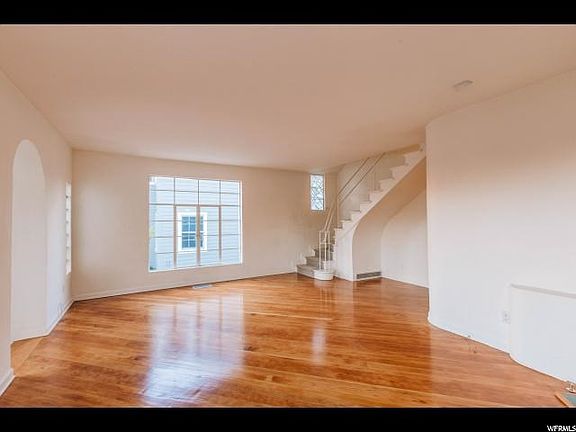 3rd image of 1865 E Herbert Ave