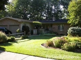 3002 Okemos Dr SE, Grand Rapids, MI 49546