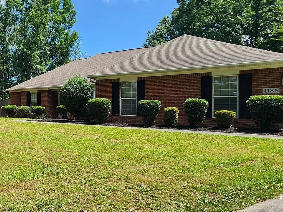 1185 Pine Grove Rd