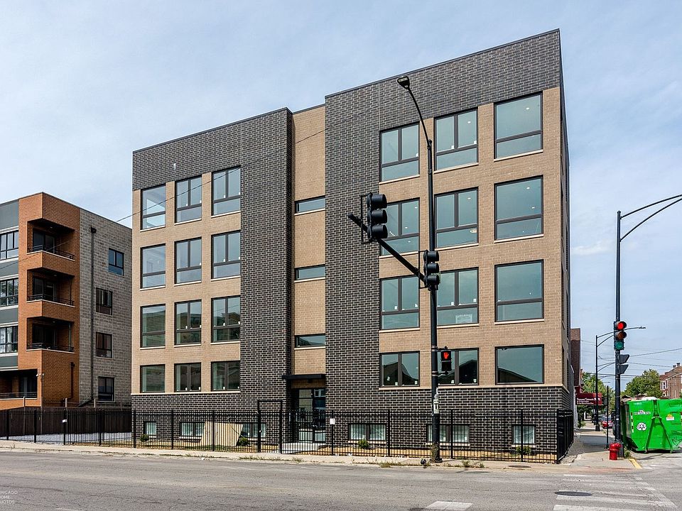 1st image of 250 S Oakley Ave #4E