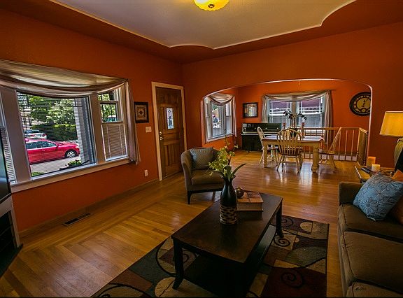 4th image of 463 N 16th St