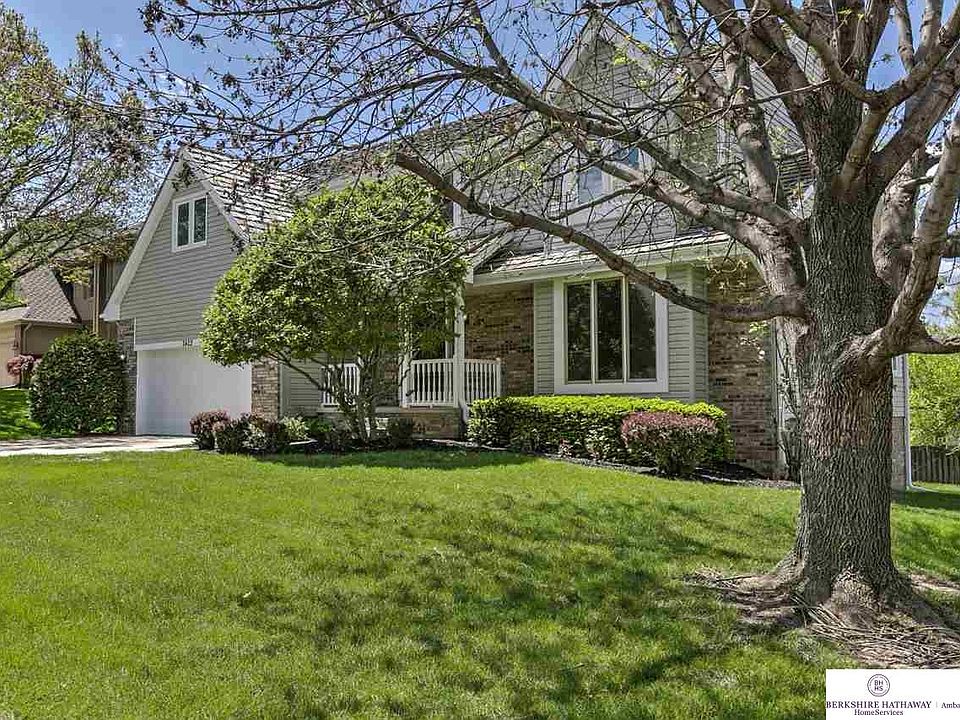 1st image of 2422 N 150th St