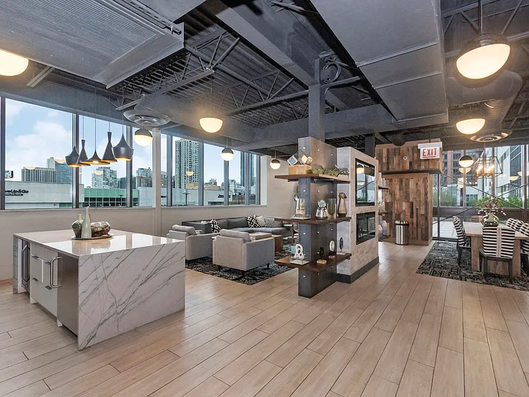 660 W Wayman St #204 — Photo 24