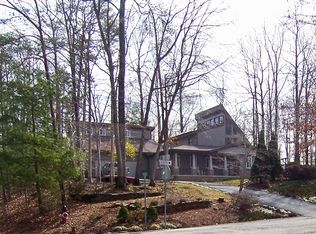 6308 Occoquan Forest Dr, Manassas, VA 20112