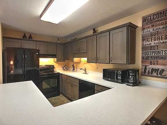3rd image of 933 Straight Creek Dr #201