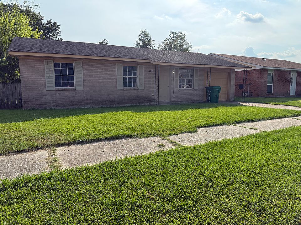 1st image of 325 District Dr