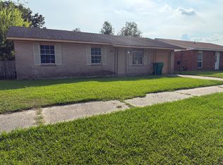 325 District Dr, Westwego, LA 70094