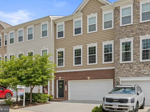 6858 Bryson Cir, Haymarket, VA 20169