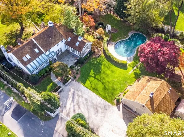 1 Westview Lane, Norwalk, CT 06854