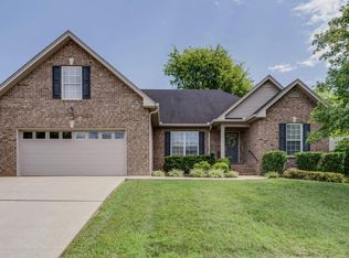 263 Osprey Dr, Gallatin, TN 37066