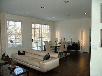 5th image of 7253 Simsbury Dr