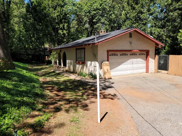 12786 Mayflower Dr, Nevada City, CA 95959
