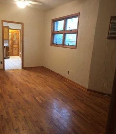 3rd image of 42 Bayliss St APT 1
